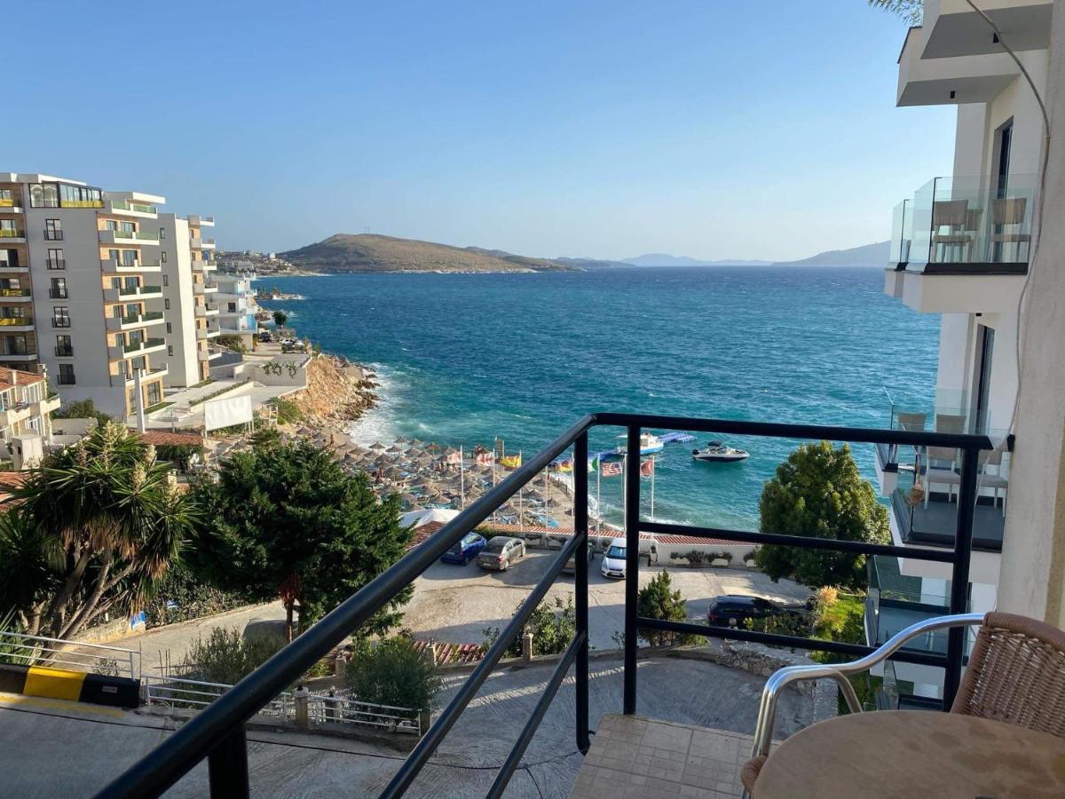 Apartamente Berti`s Garden Sarandë Exterior foto