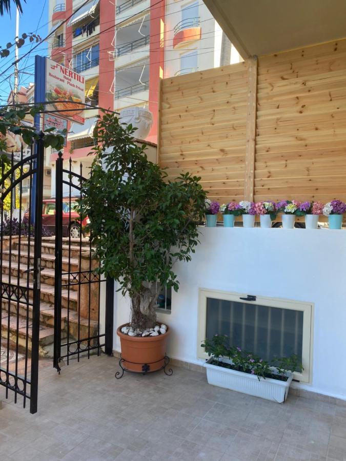 Apartamente Berti`s Garden Sarandë Exterior foto