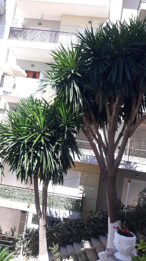 Apartamente Berti`s Garden Sarandë Exterior foto